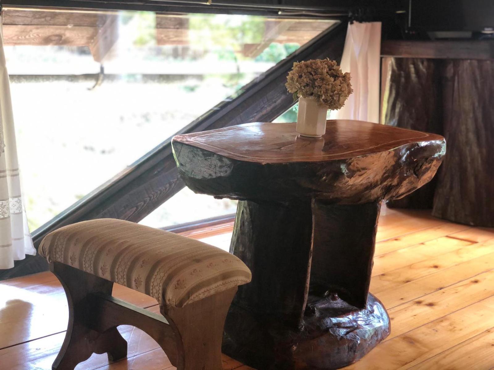 Guesthouse Pod Rastockim Krovom สลูน ห้อง รูปภาพ
